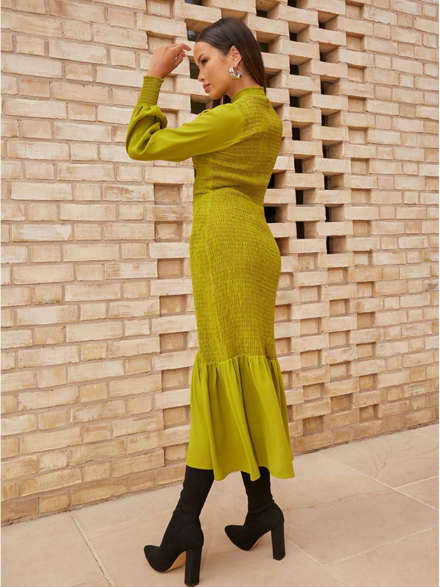 Clothing * | Chi Chi London Original Long Sleeve Shirred Maxi Dress In Green